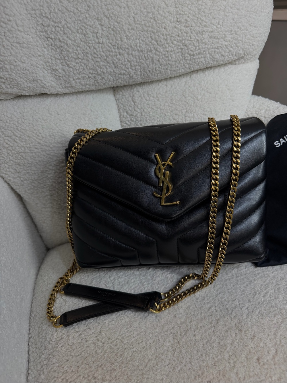 Saint Laurent Medium Loulou Black Quilted Leather Shoulder Bag with Gold Chain - Picture 2 of 7